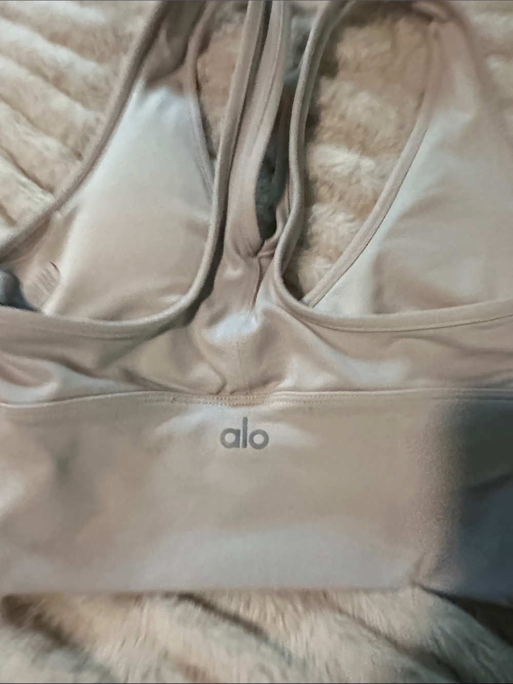 ALO Yoga Wild Thing Light Beige Racerback Sports Bra XS - Picture 5 of 7